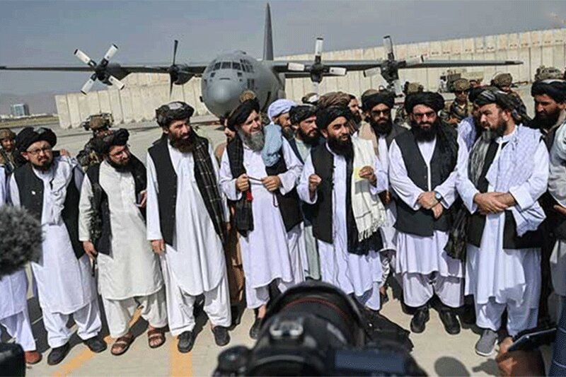 صندلی‌های فرست کلاس هواپیما در قرق طالبان! +عکس